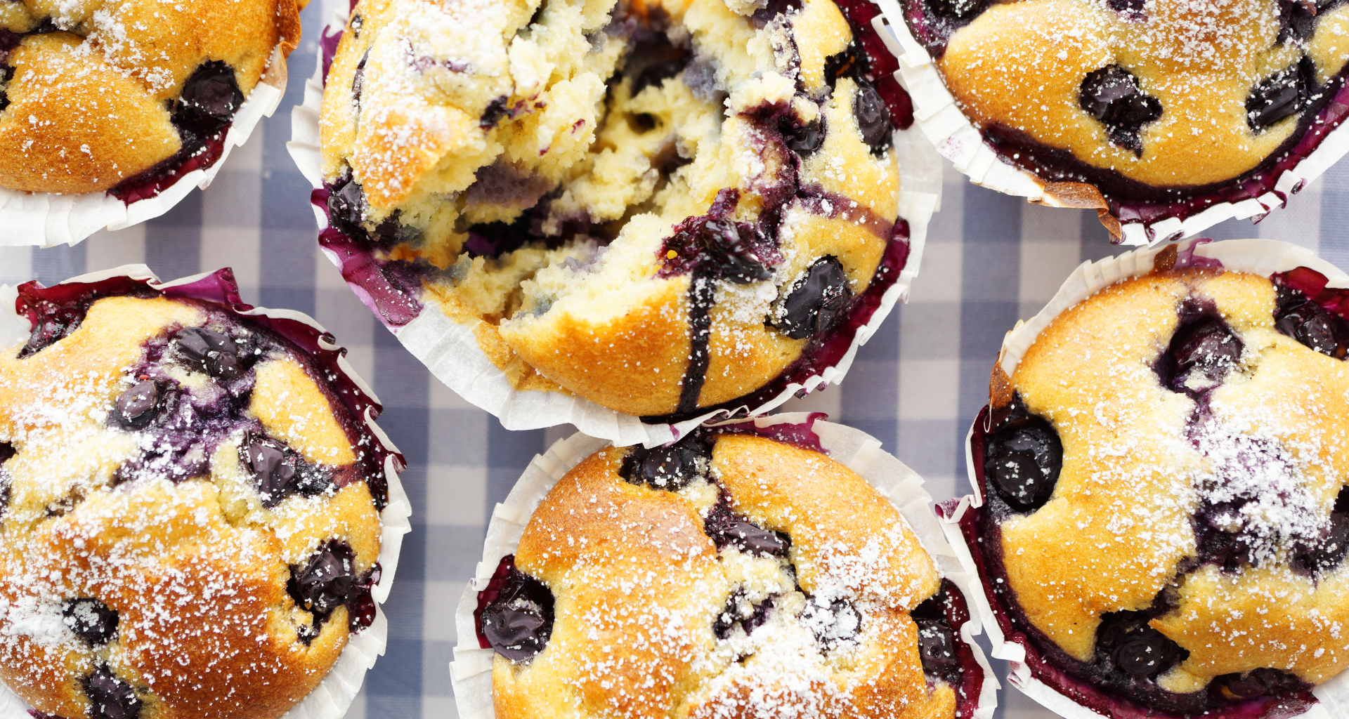 Read more about the article Keto Blueberry Muffins