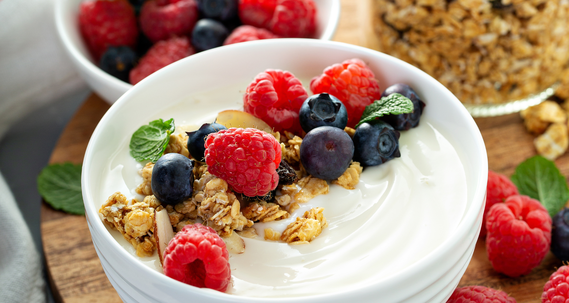 Read more about the article Breakfast Yogurt Bowl