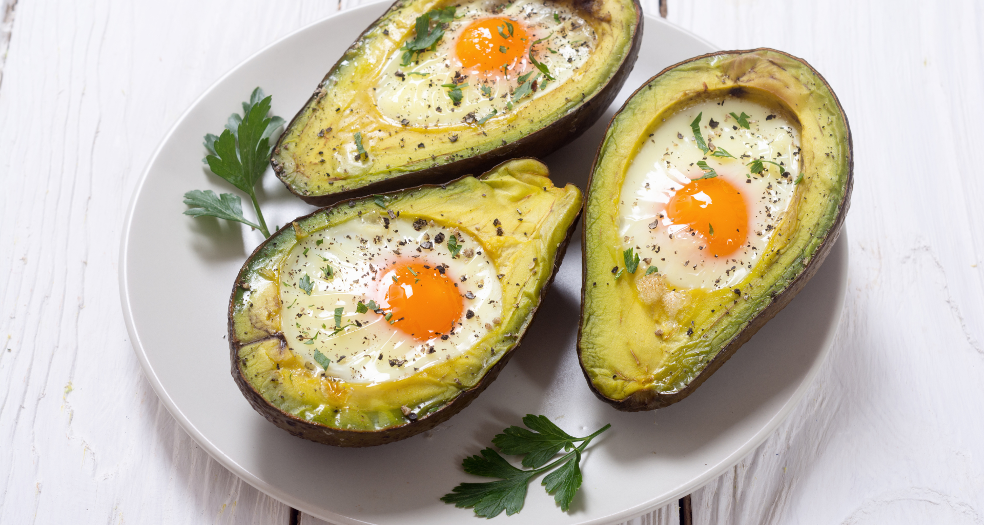Read more about the article Avocado Egg Bake